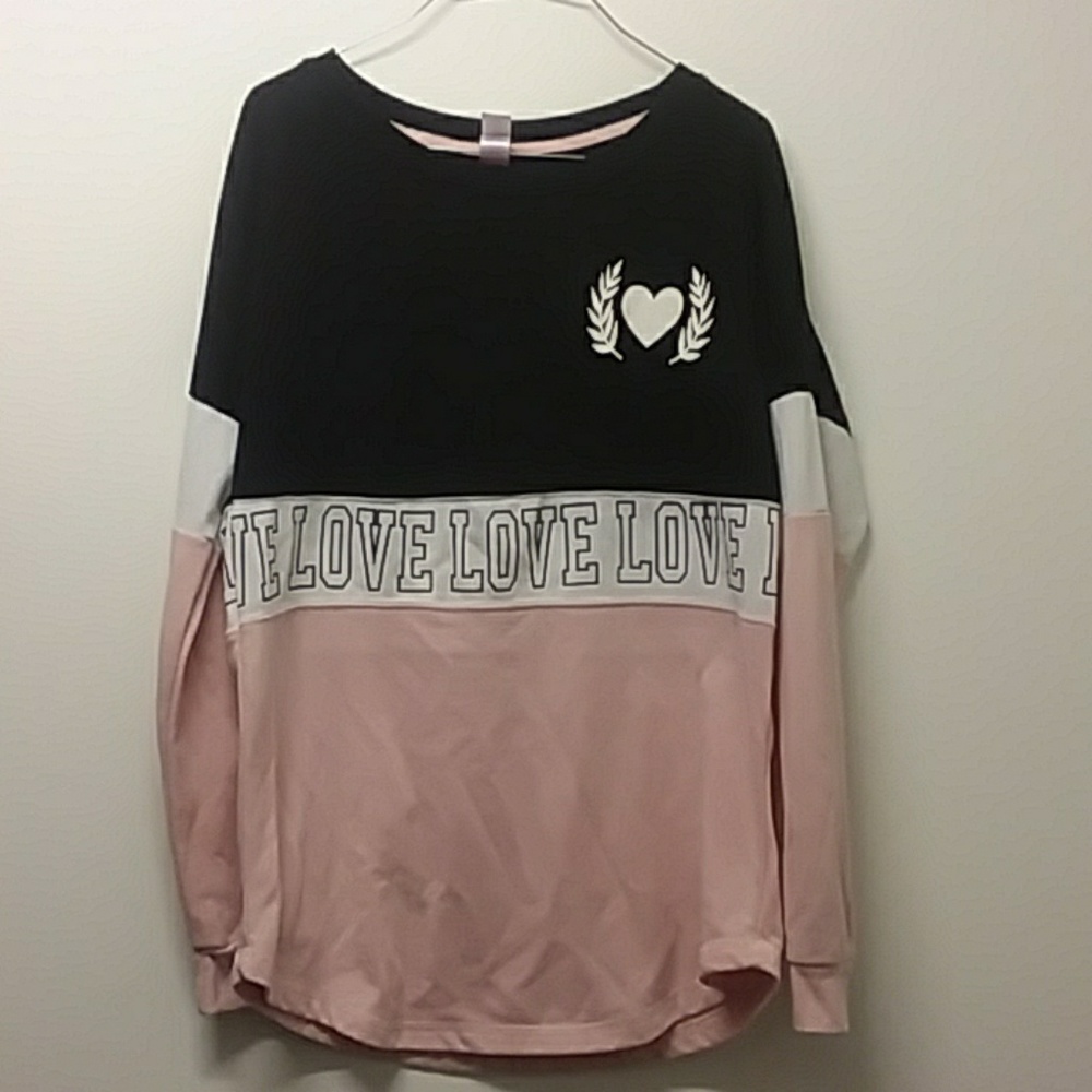 No boundaries light sweater